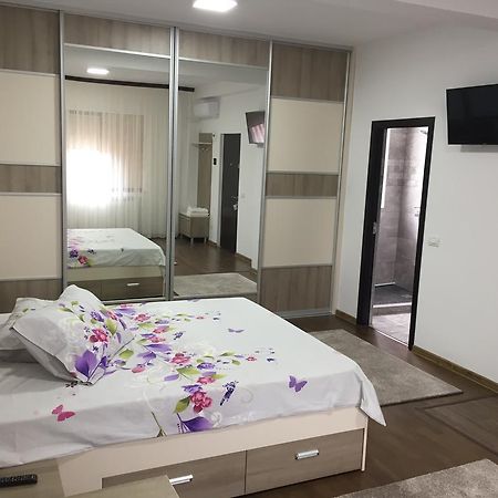 Vlh Mansion Hotel Constanta Bagian luar foto