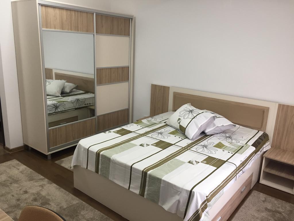 Vlh Mansion Hotel Constanta Bagian luar foto