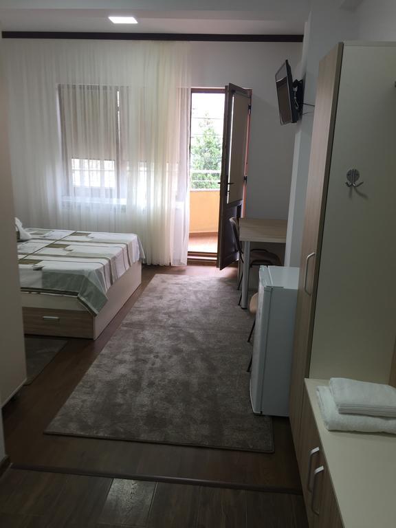 Vlh Mansion Hotel Constanta Bagian luar foto